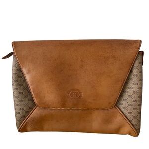 Gucci Tan Micro GG Envelope Shoulder Bag Circa
80s Imperfect Clutch or Crossbody